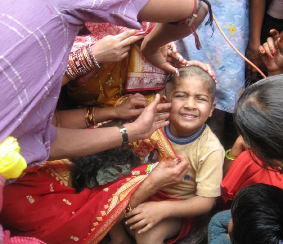 मुंडन पर रोक