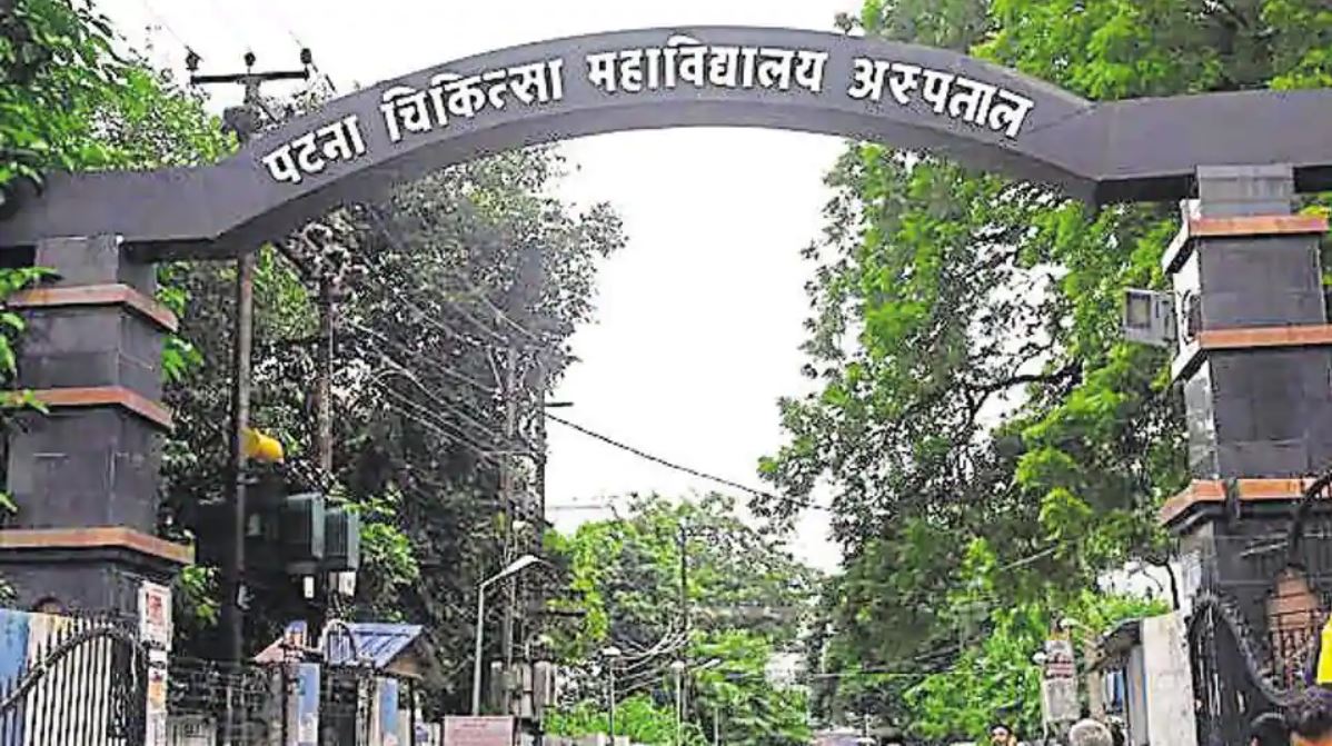 अर्थी पर युवक ने खोली दी आंखें