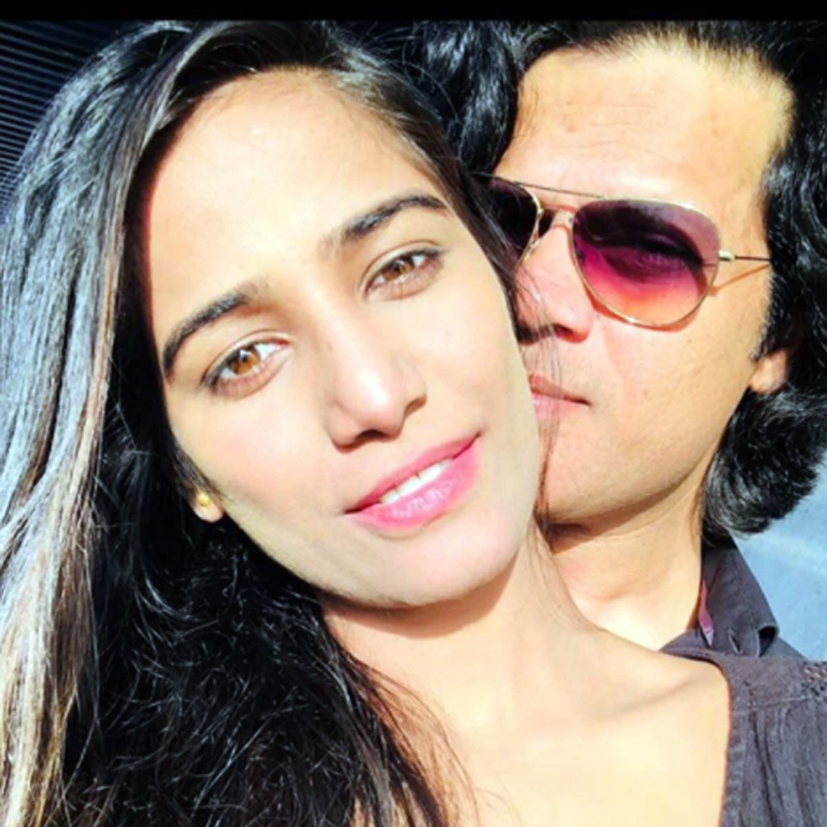 पूनम पांडे और सैम बॉम्बे