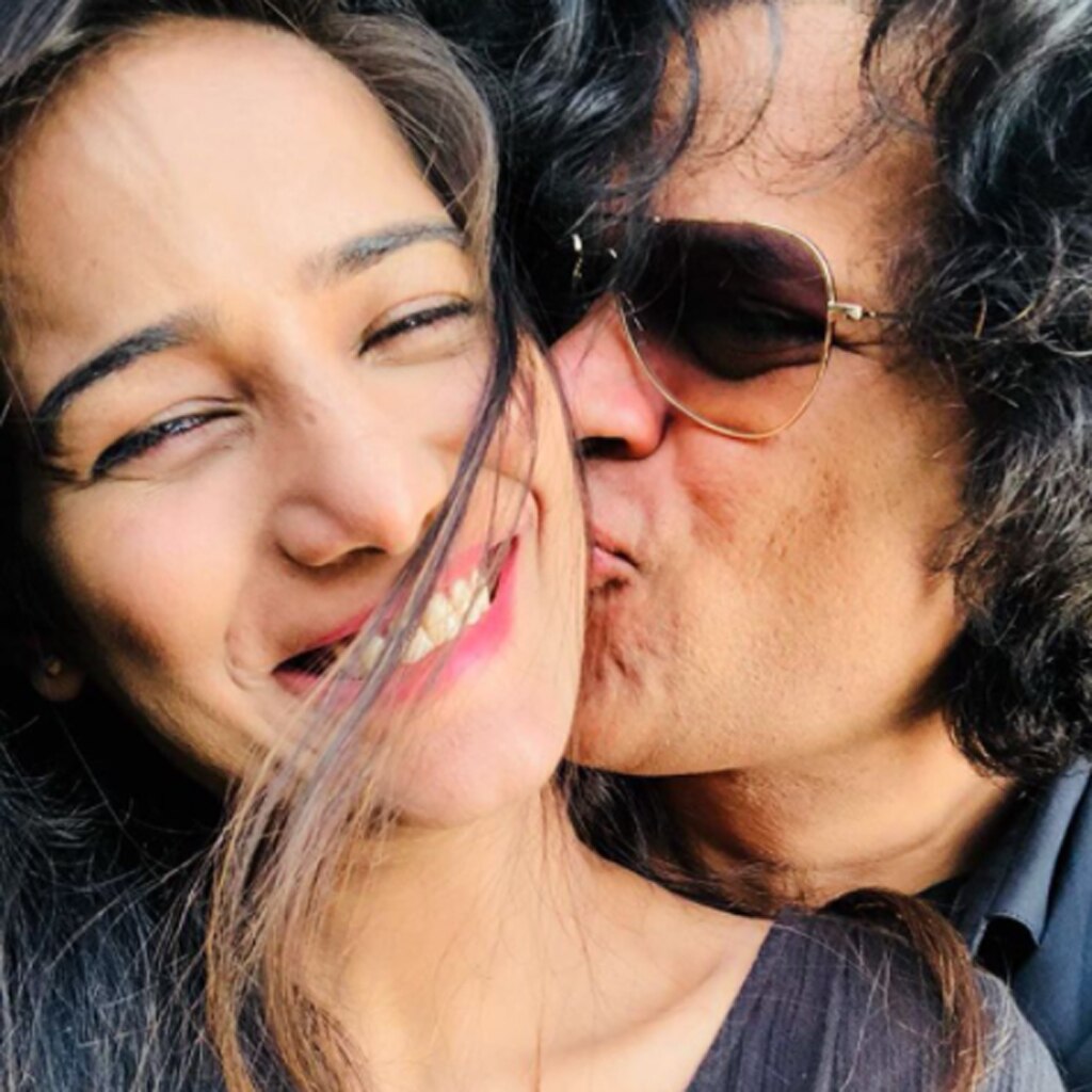 पूनम पांडे और सैम बॉम्बे