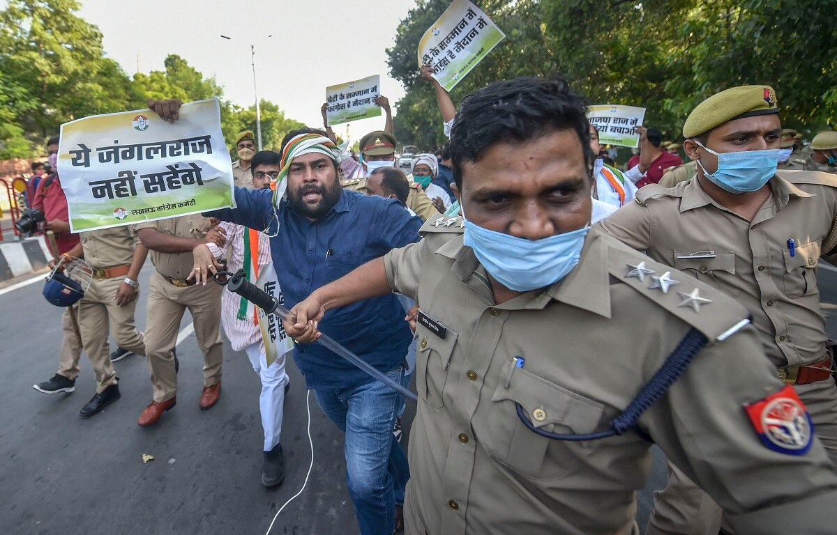 हाथरस गैंगरेप: देश के कई हिस्सों में प्रदर्शन