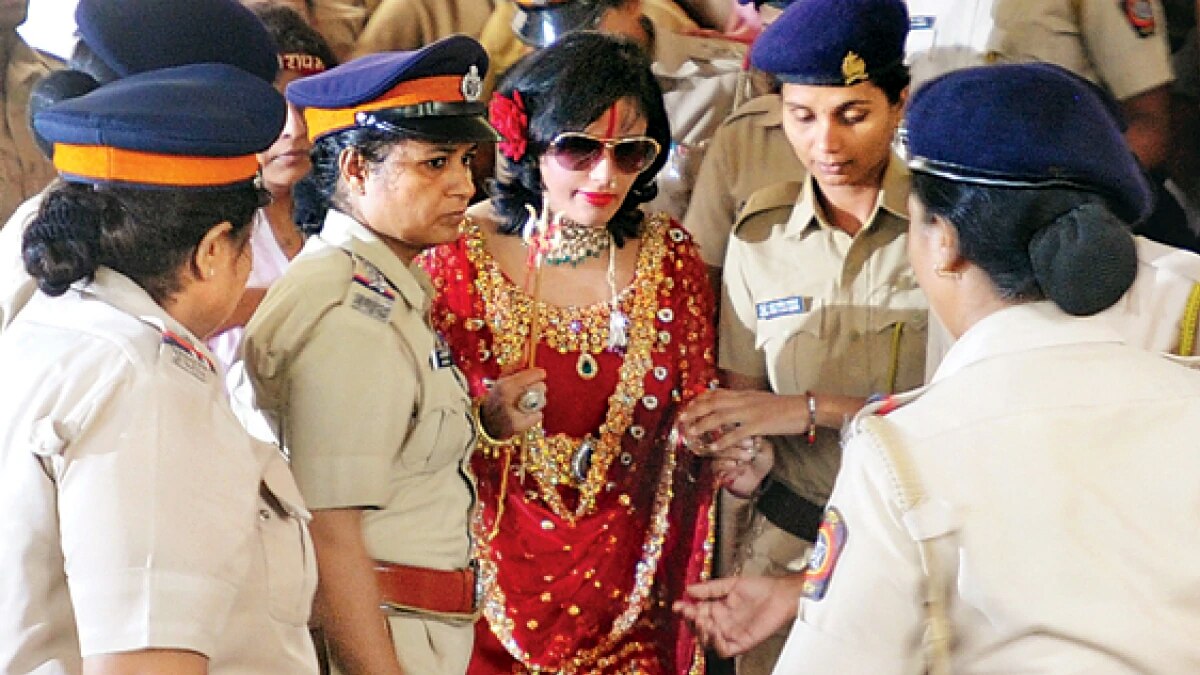 राधे मां.