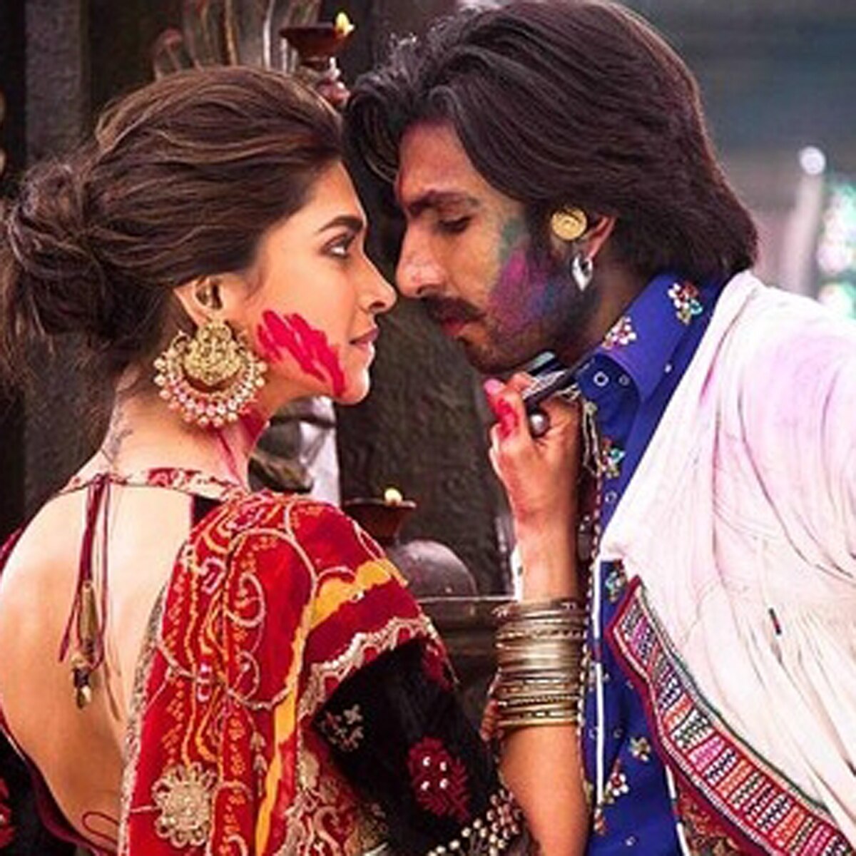 गोलियों की रासलीला राम-लीला 