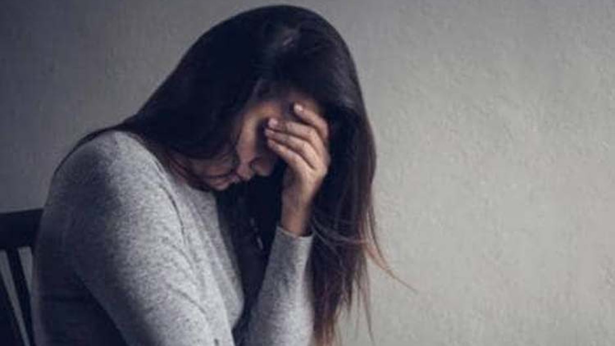 वॉट्सऐप ग्रुप पर चलने वाले सेक्स रैकेट का भंडाफोड़.