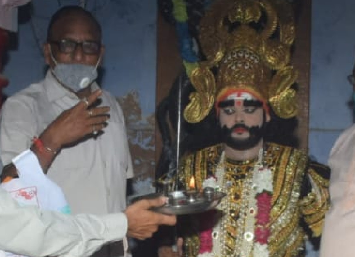 प्रयागराज में वर्षों पुरानी परंपरा पर लगा कोरोना का ब्रेक