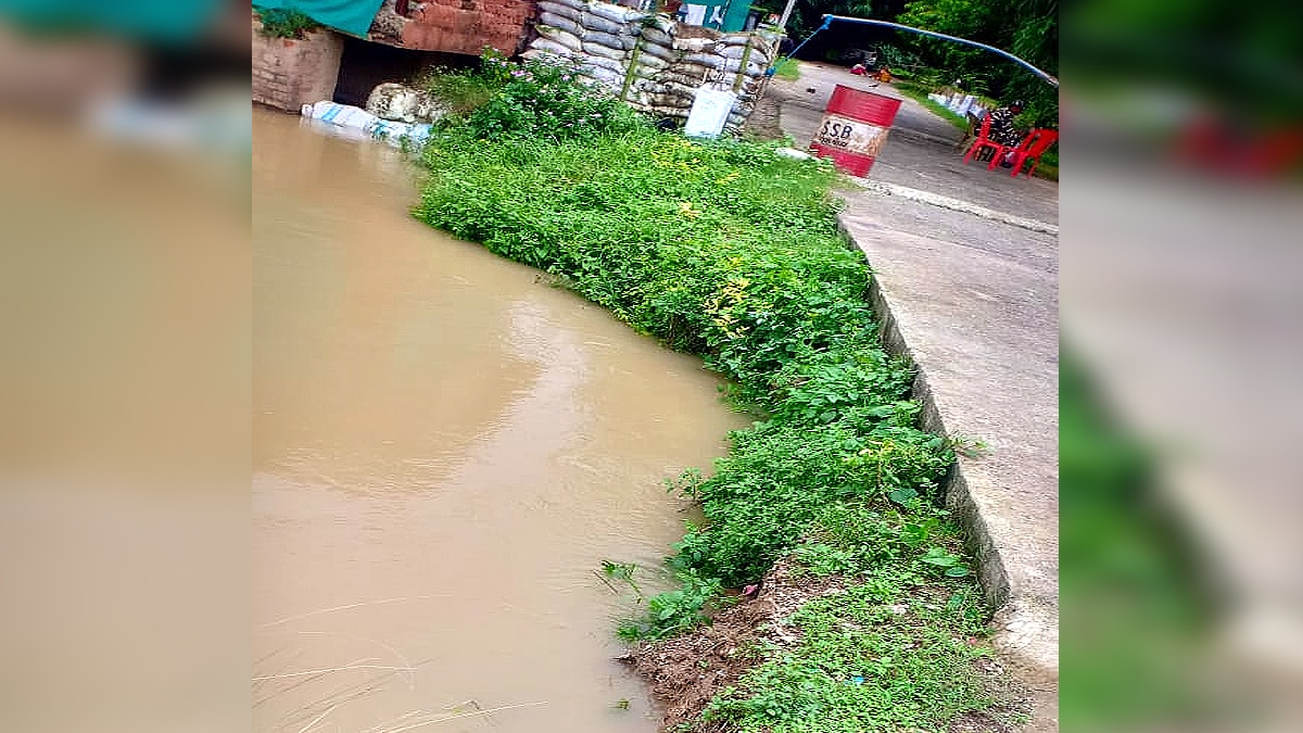 SSB Check Post IN Raxaul Bihar Nepal Border is in danger of Flood