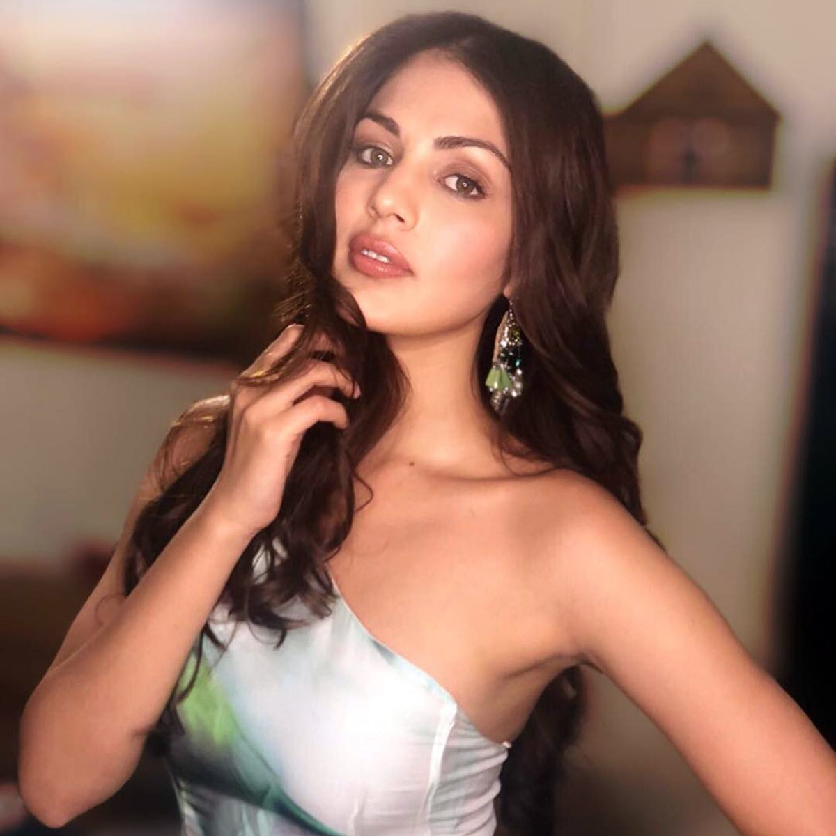 रिया चक्रवर्ती