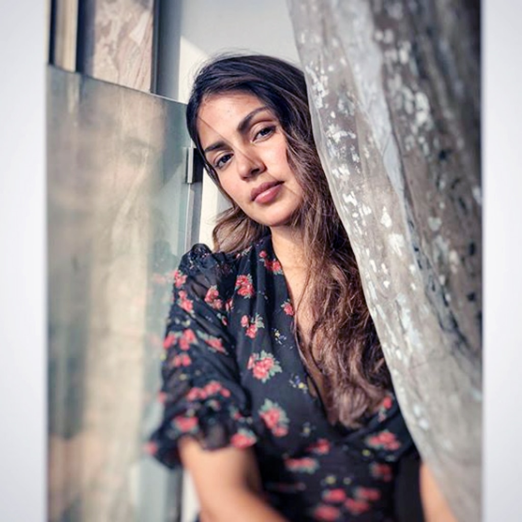 रिया चक्रवर्ती