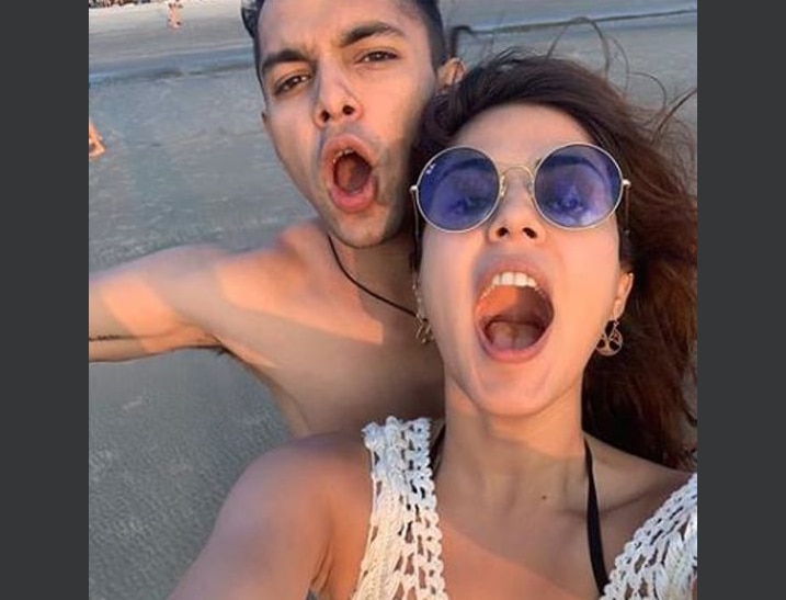 रिया संग भाई शोविक