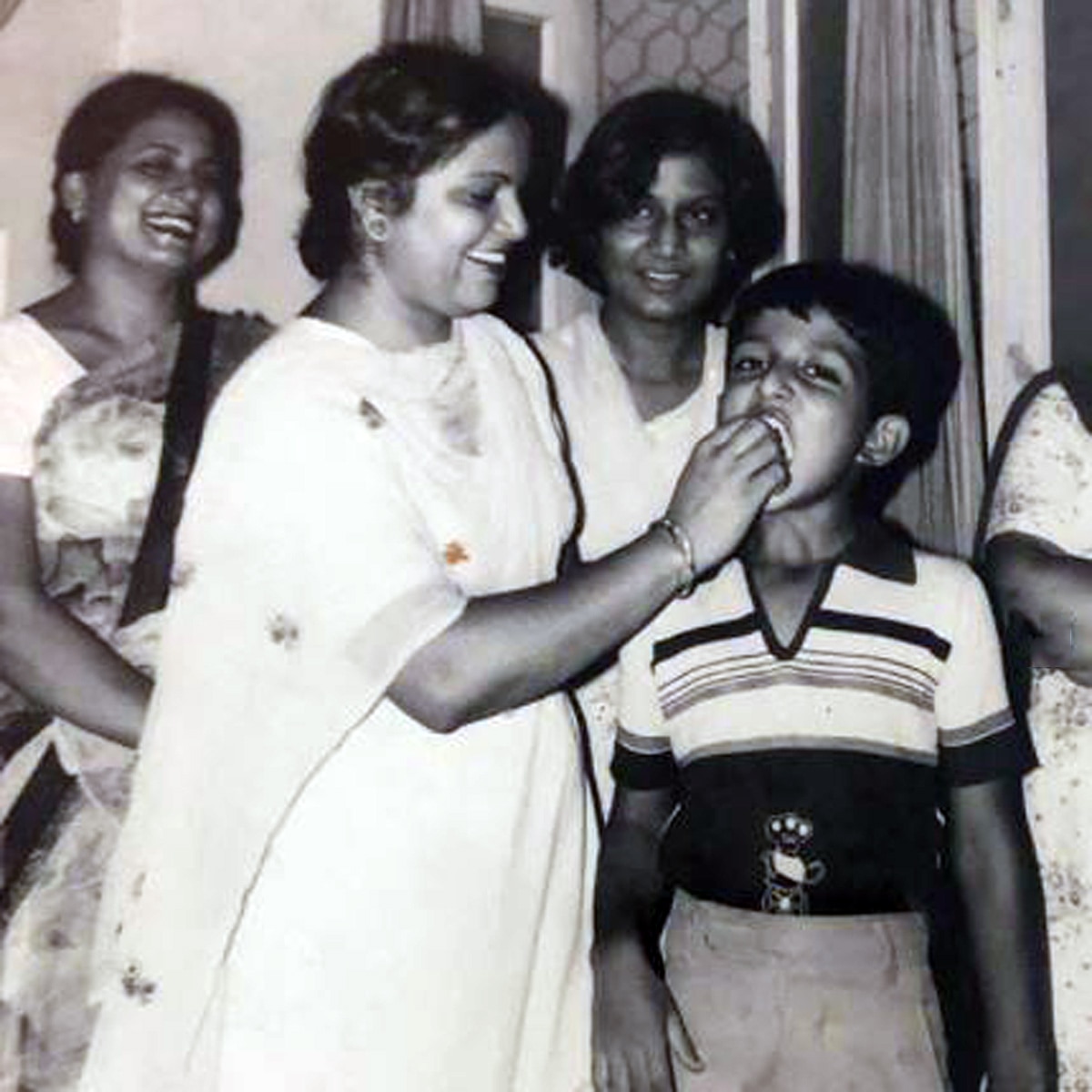 सोनू सूद के बचपन की तस्वीरें