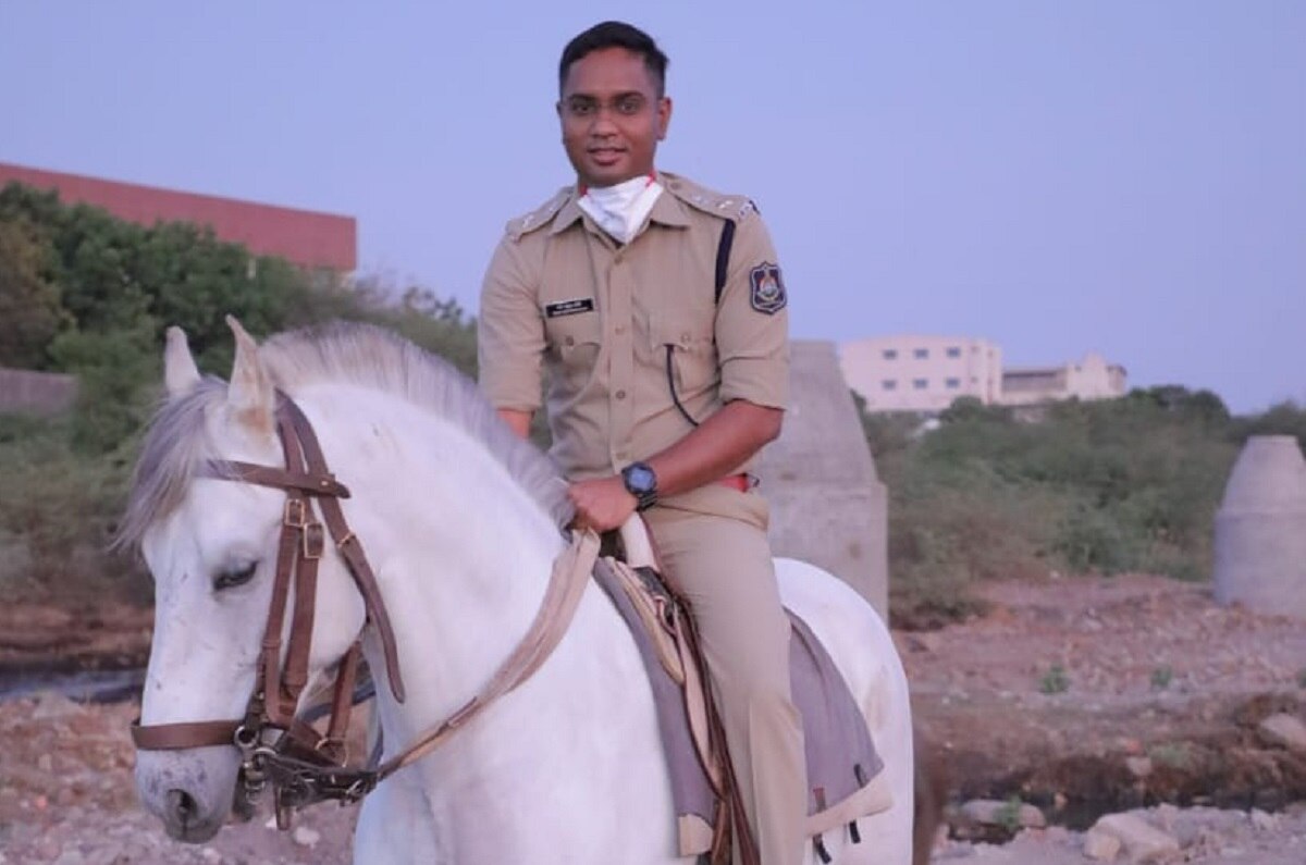 KBC में एक करोड़ जीतने वाला बच्चा अब है IPS