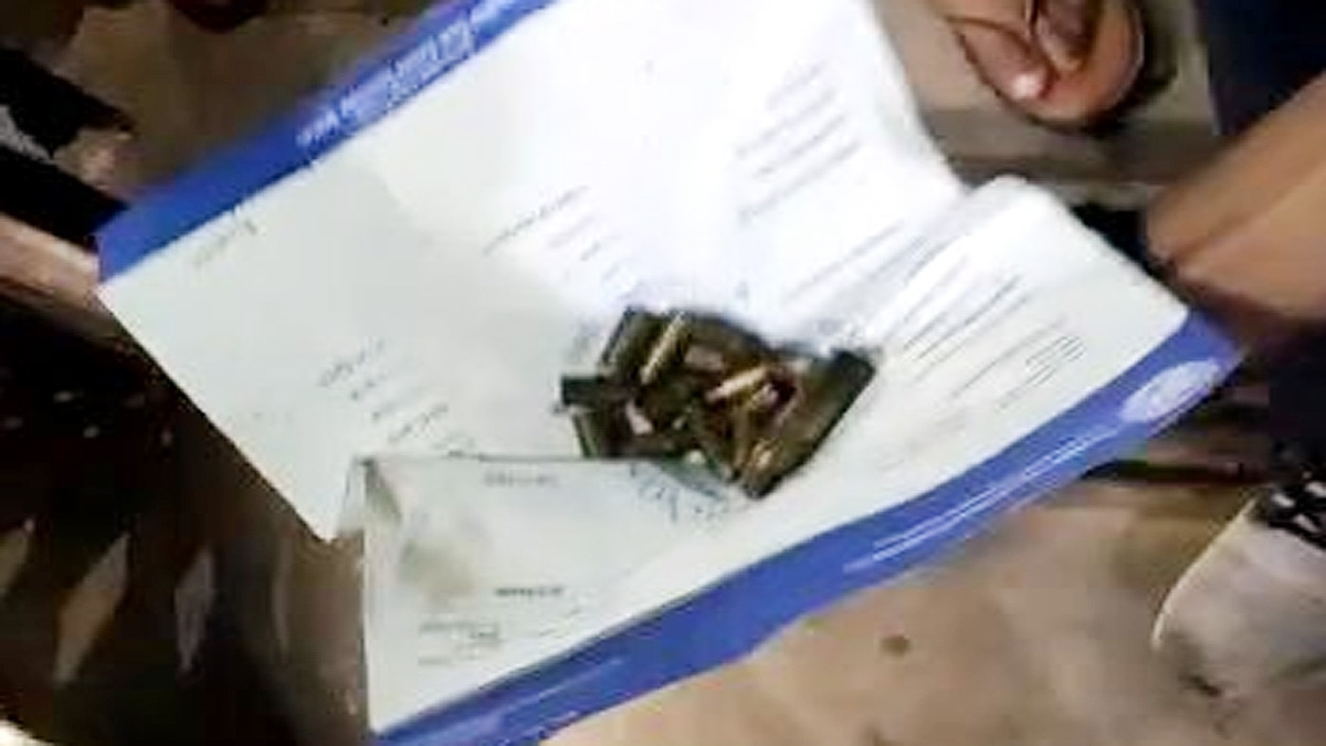 Woman home guard son shot in home Samastipur 