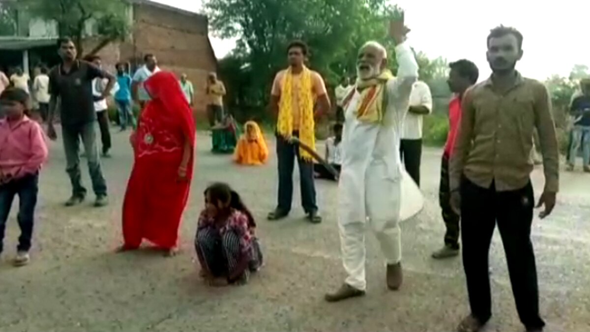 पुलिस थाने में सर्विस रिवॉल्वर की गोली से मौत.