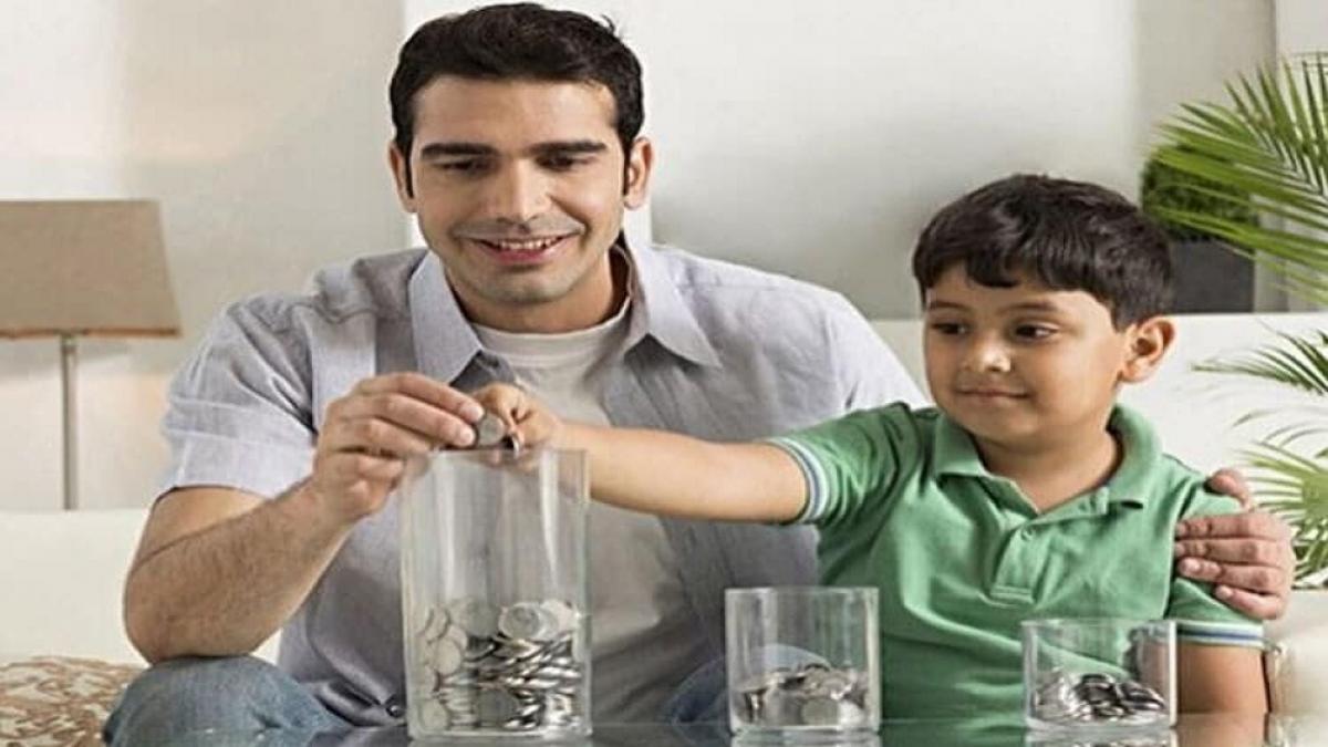 स्मॉल सेविंग्स स्कीम्स की ब्याज में हो सकती है कटौती