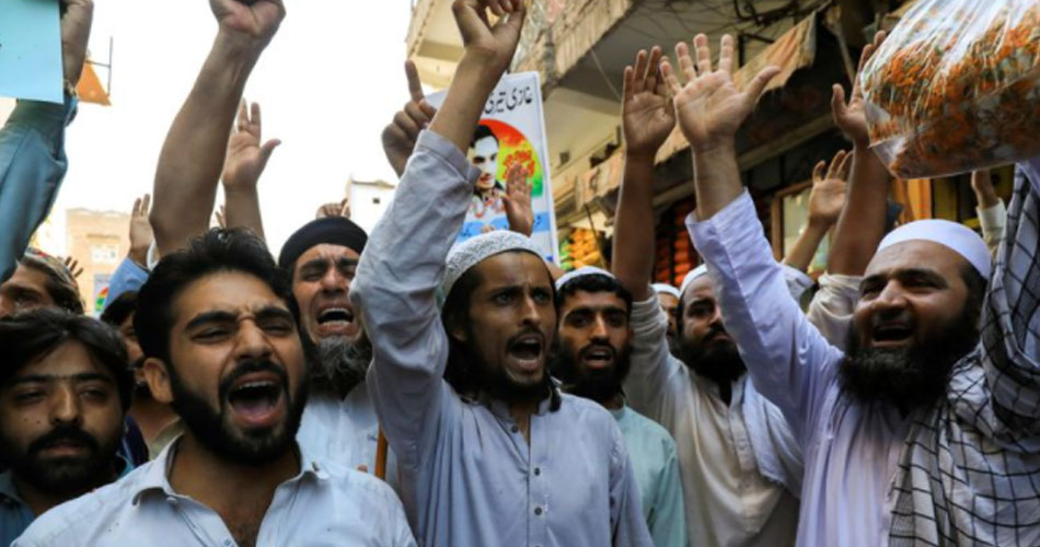 शिया मुस्लिमों को किया जा रहा टारगेट