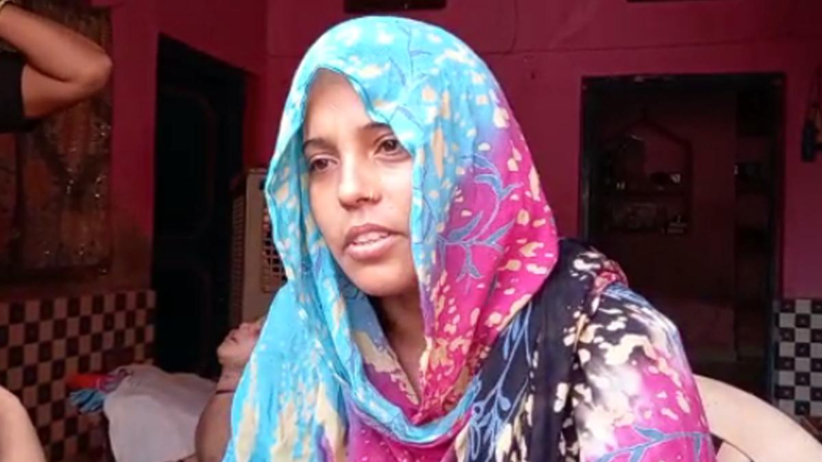  Supersition Rajasthan 8 Tantriks Treated woman bitten by snake bharatpur