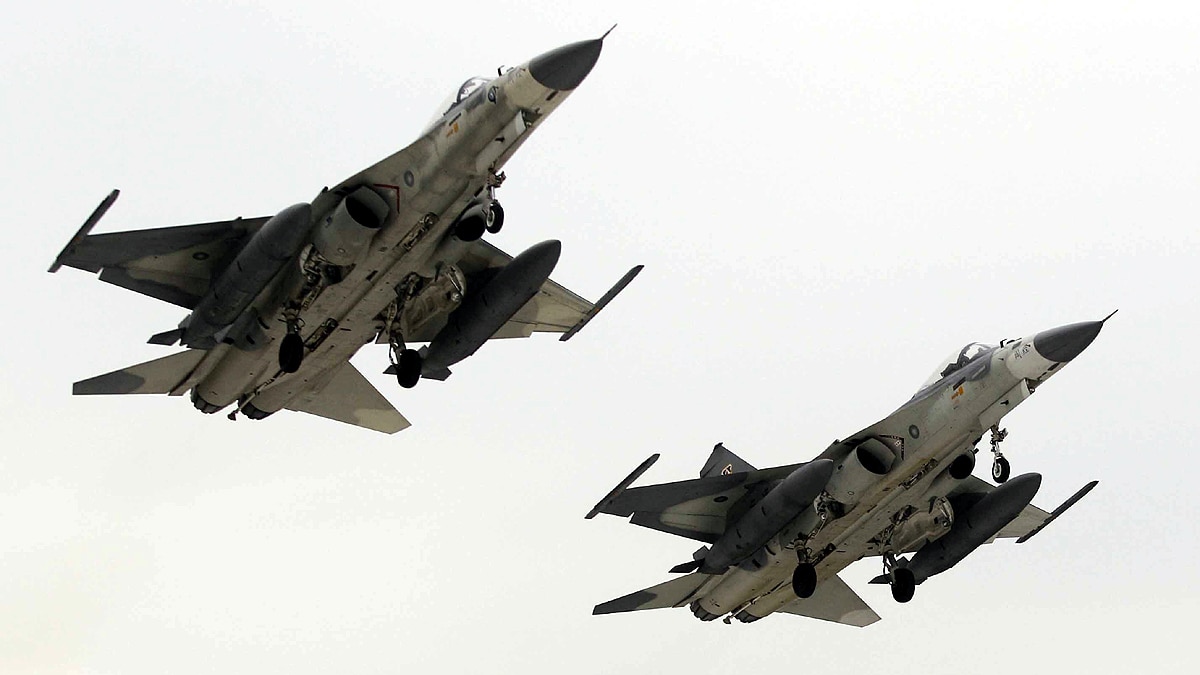 Taiwan says Chinese anti submarine fighter Jets off its coast 