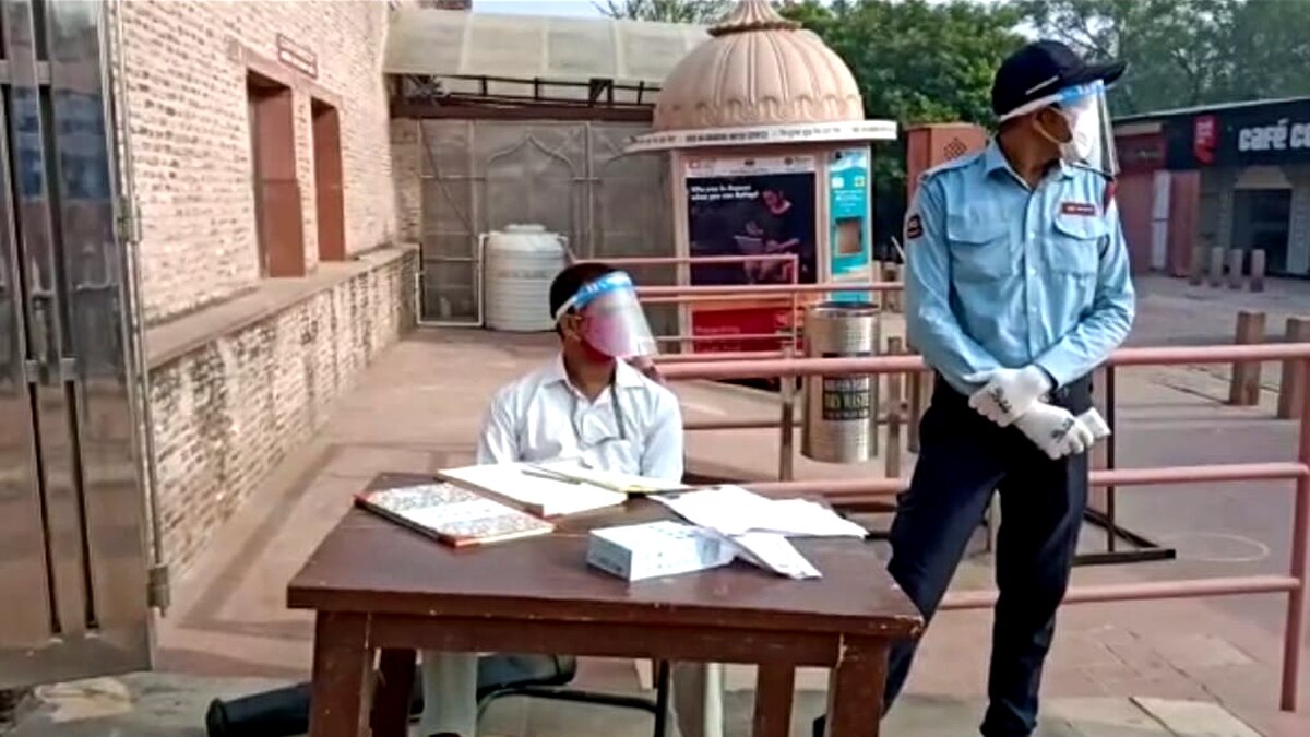 188 दिन बाद खुल गए ताजमहल के दरवाजे.