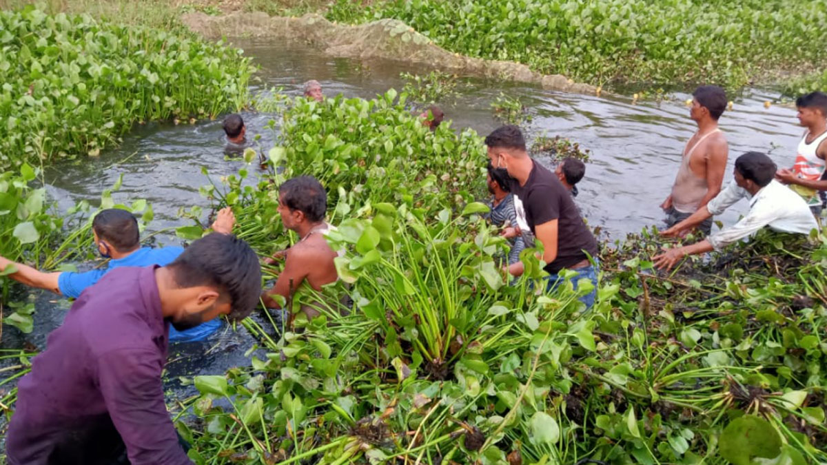 आठ साल की बच्ची को मगरमच्छ ने निगला (फोटो आजतक)