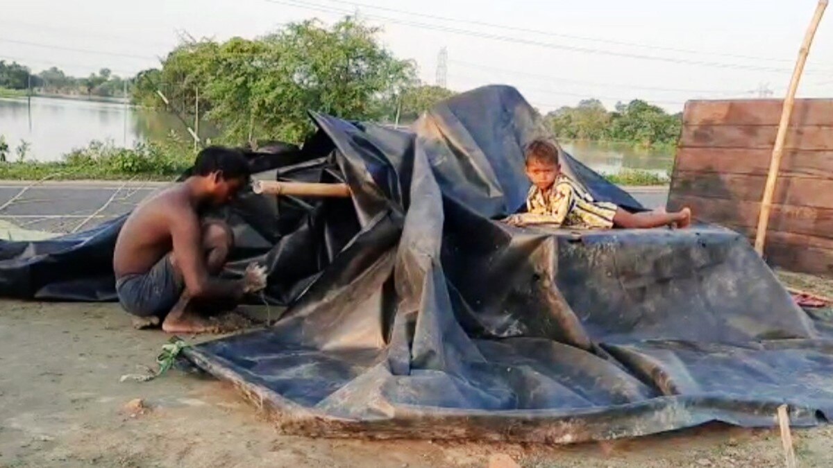  बिहार के गोपालगंज में बाढ़ का कहर (फोटो आजतक)