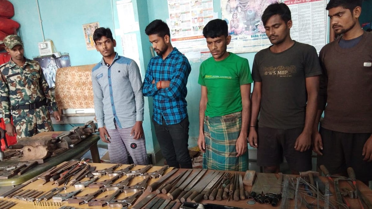 अवैध हथियारों के लिए विदेशों में भी फेमस मुंगेर जिला (फोटो आजतक)