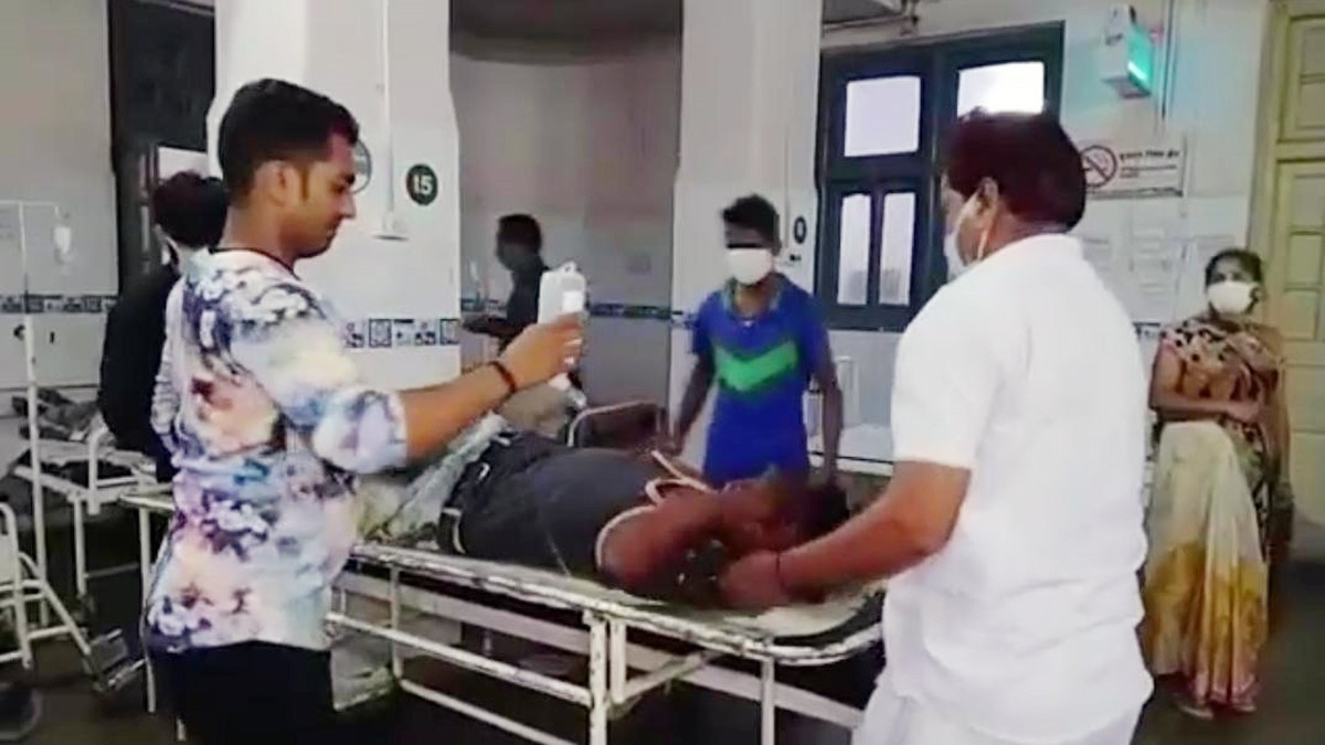 सड़के हादसे में 5 की मौत (फोटो आजतक)