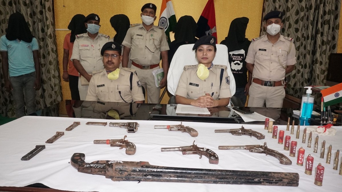 अवैध हथियारों के लिए विदेशों में भी फेमस मुंगेर जिला (फोटो आजतक)