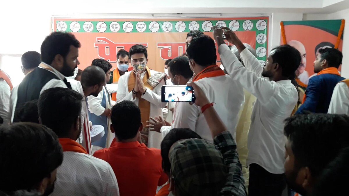 भाजयुमो के राष्ट्रीय अध्यक्ष तेजस्वी सूर्या (फोटो आजतक)