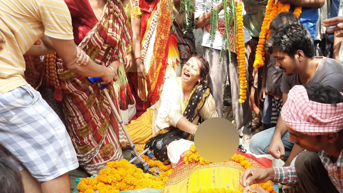 एक्टर अक्षत उत्कर्ष की मौत (फोटो आजतक) एक्टर अक्षत उत्कर्ष की मौत (फोटो आजतक)