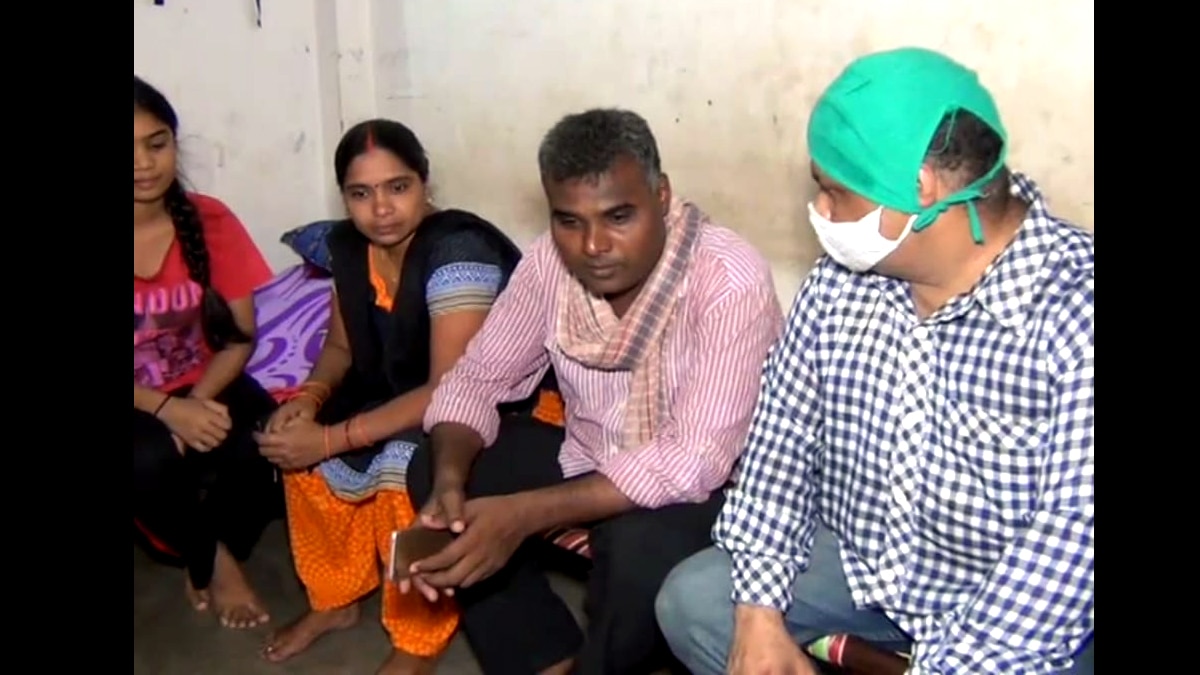 बालिका वधू सीरियल के डायरेक्टर अब ठेले पर बेच रहे सब्जी.