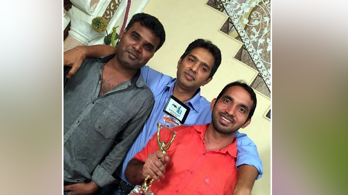 बालिका वधू सीरियल के डायरेक्टर अब ठेले पर बेच रहे सब्जी.