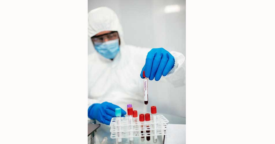 बिना जानकारी वैक्सीन देना सही नहीं