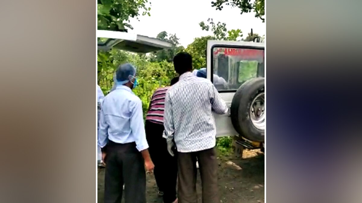 Viral video of negligence hospital due to body exchange.