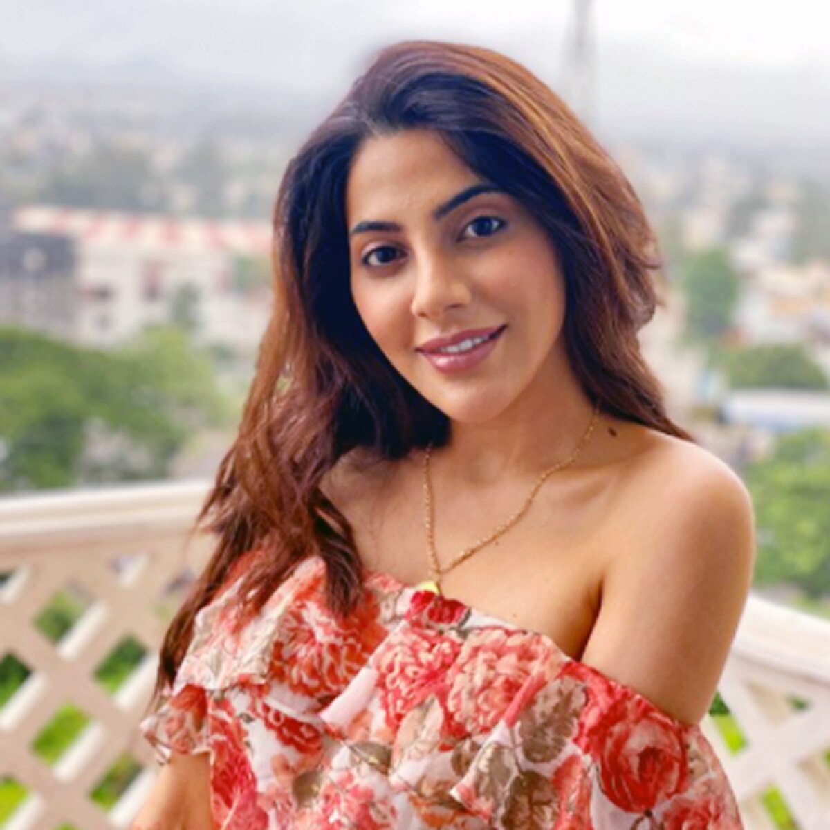  निक्की तंबोली