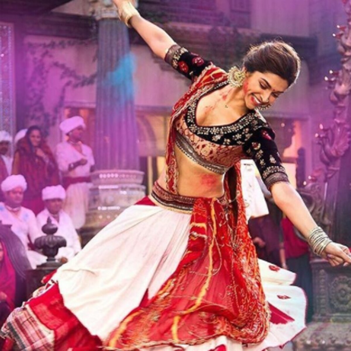 दीपिका पादुकोण