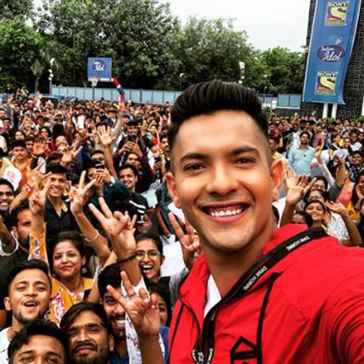 आदित्य नारायण