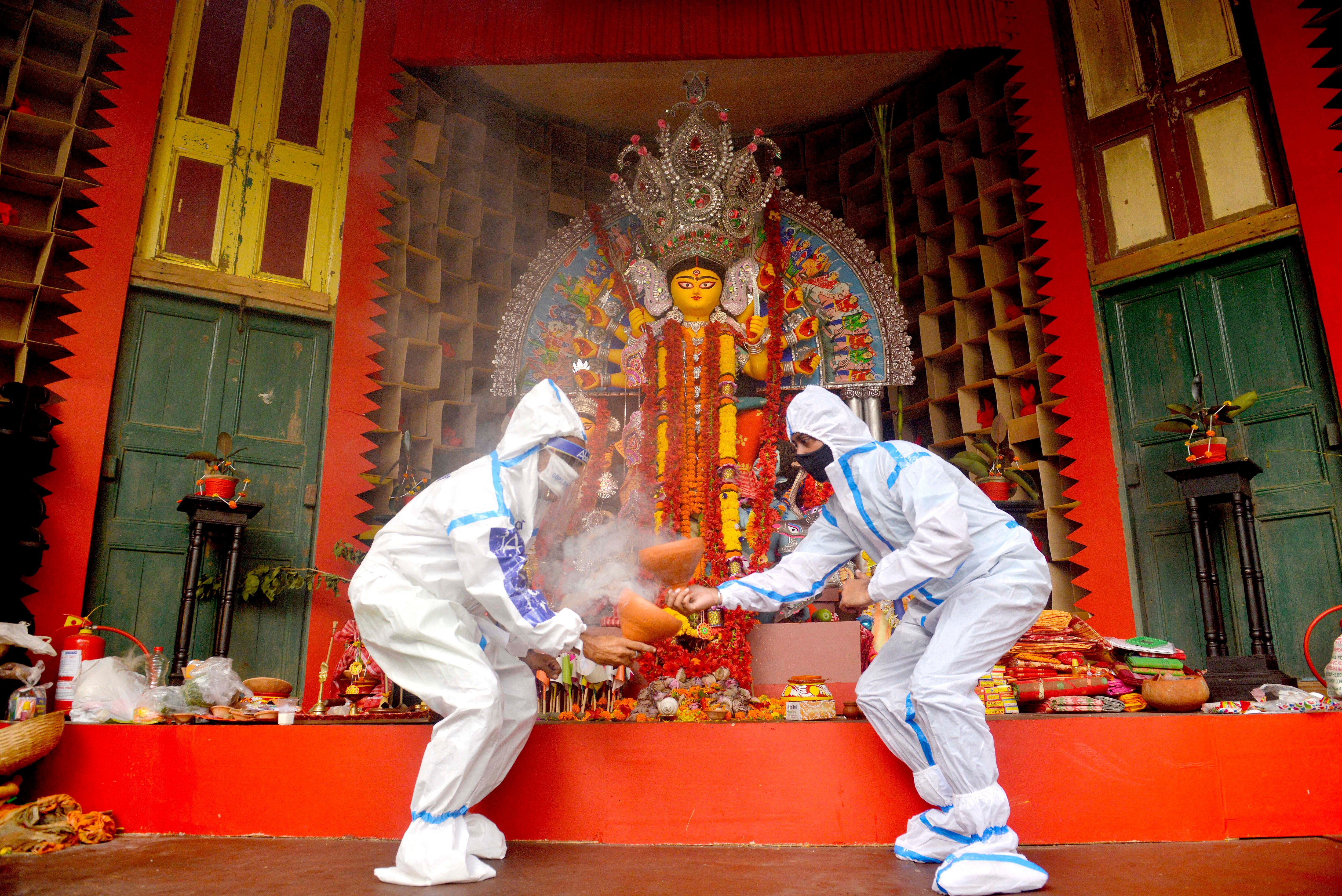 धुनुची डांस का है खास महत्व 