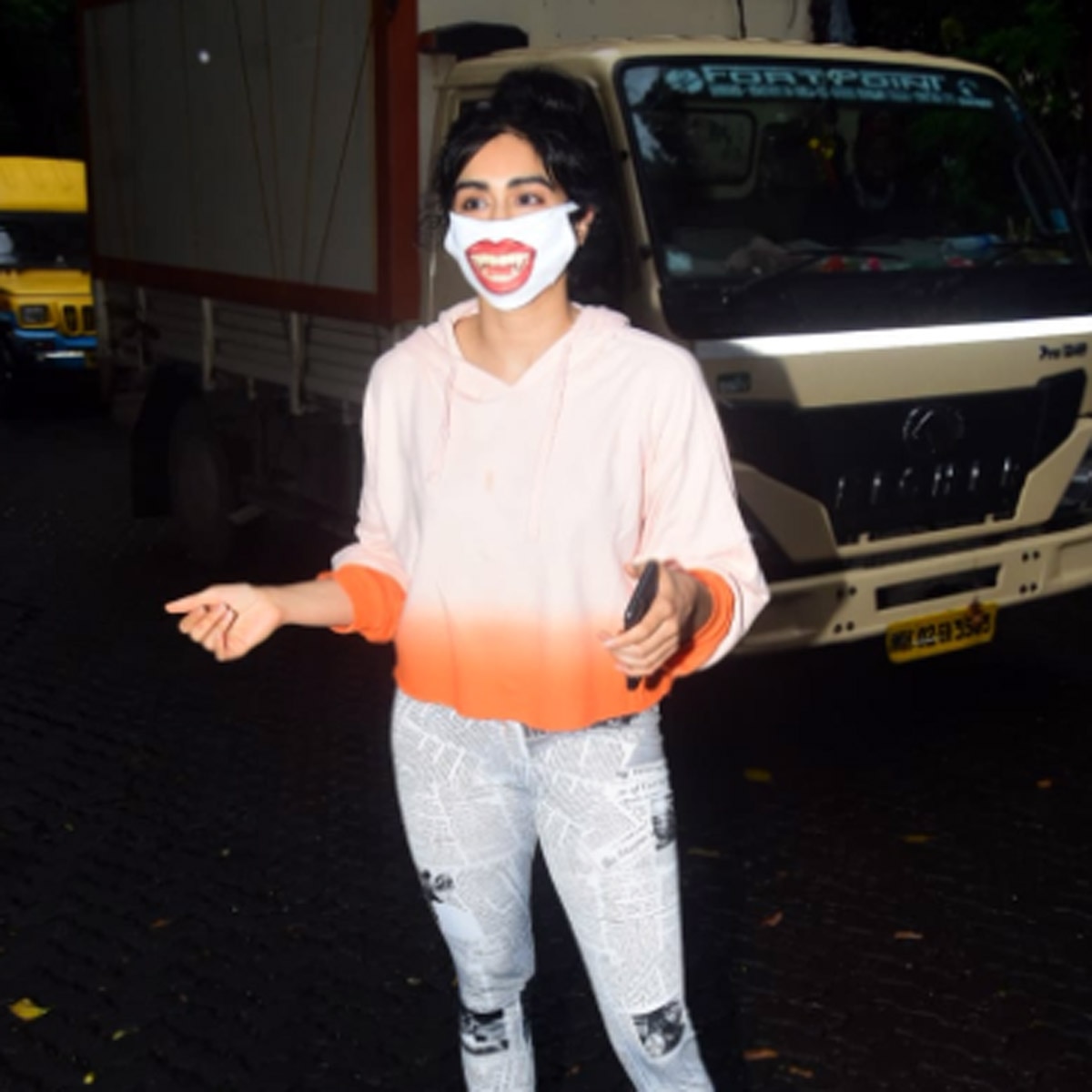 अदा शर्मा