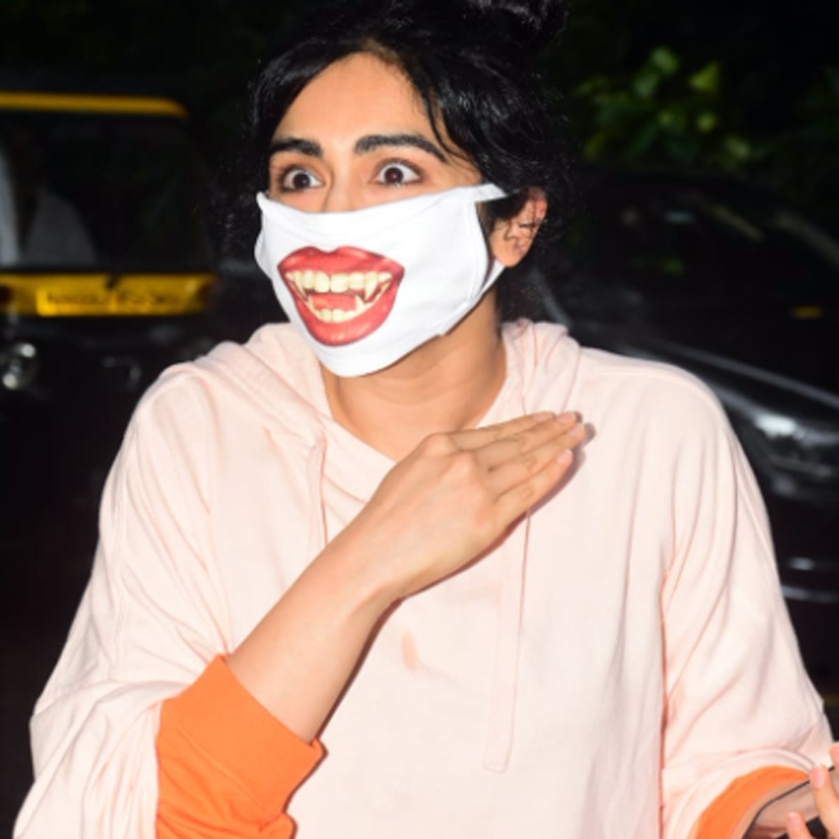 अदा शर्मा