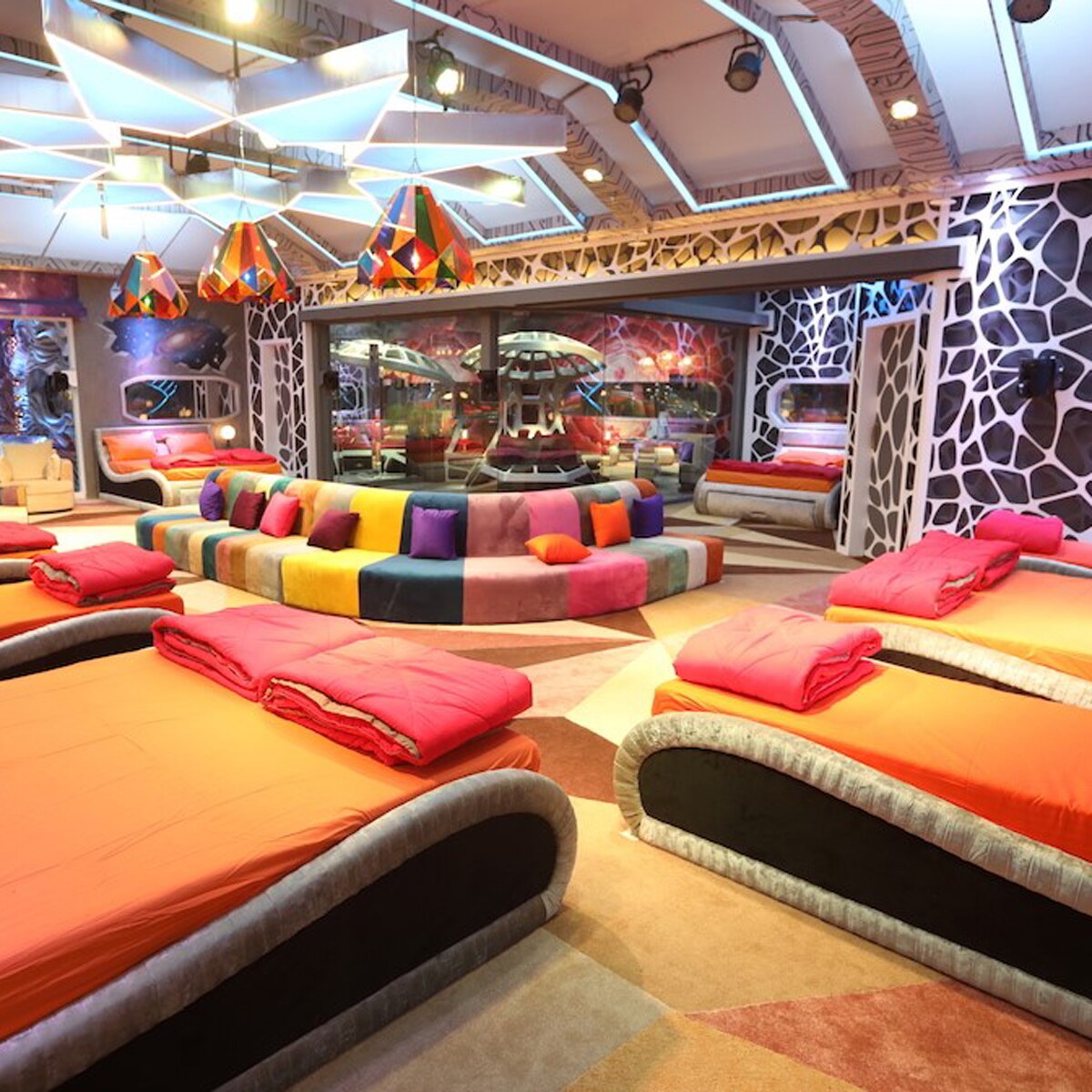 बिग बॉस 14 की इनसाइड फोटोज 