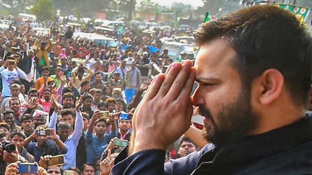 तेजस्वी यादव. 