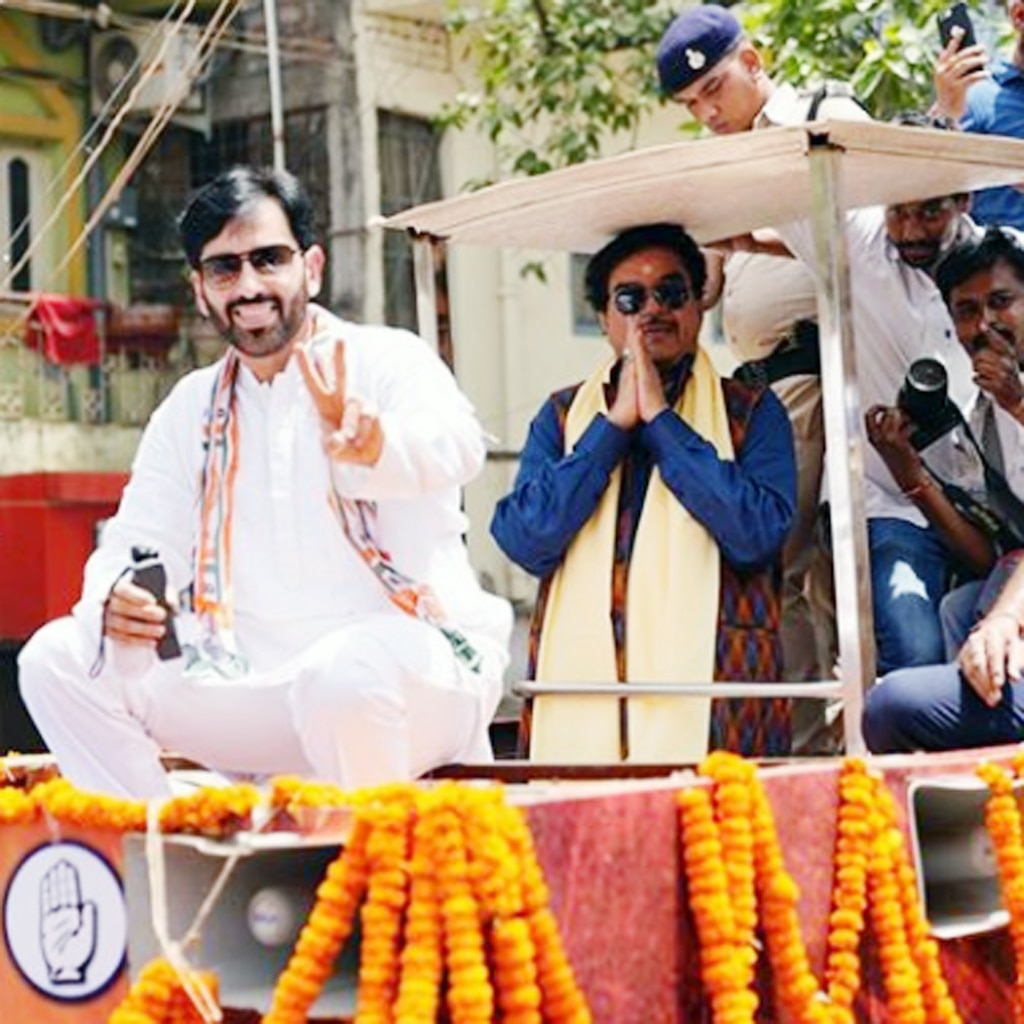 प्रचार करते लव सिन्हा