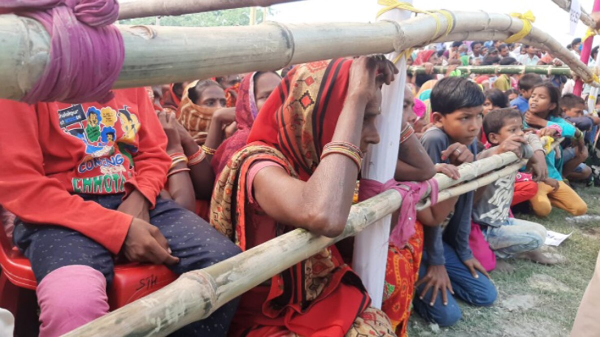 कार्यक्रम में उनके साथ कानून मंत्री रवी शंकर प्रसाद भी थे.