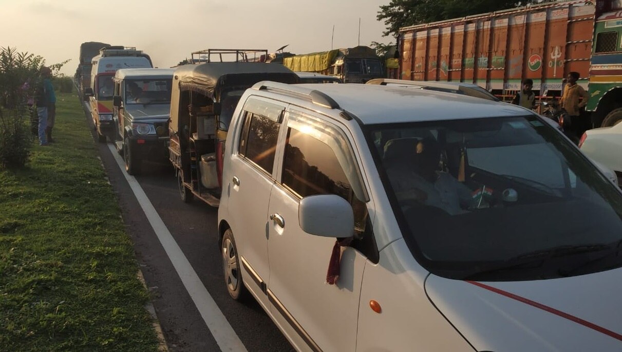 विधायक का हुआ ऐसा स्वागत कि लगा डेढ़ घंटे का जाम