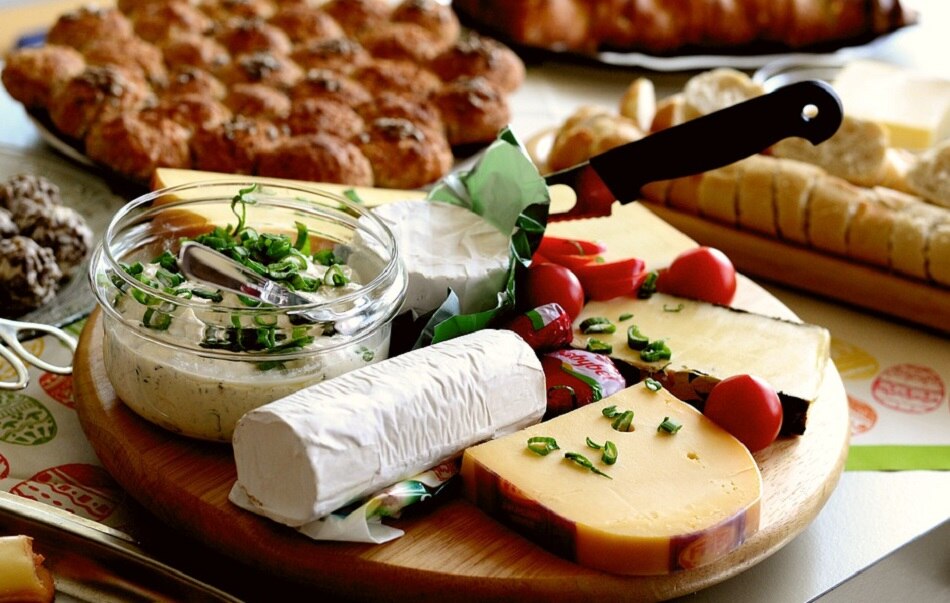 मीट की जगह चीज़ को सेहदमंद मानना