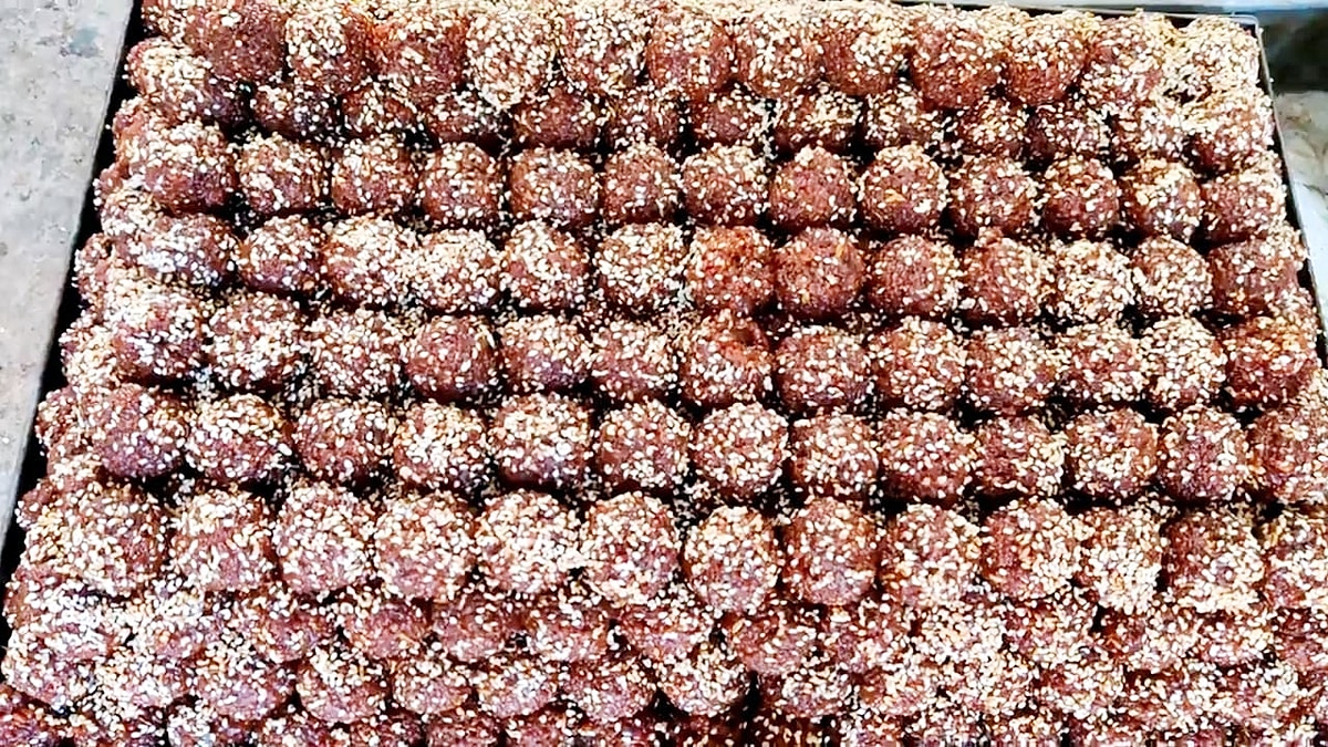 Rohtas Chenari Laddu