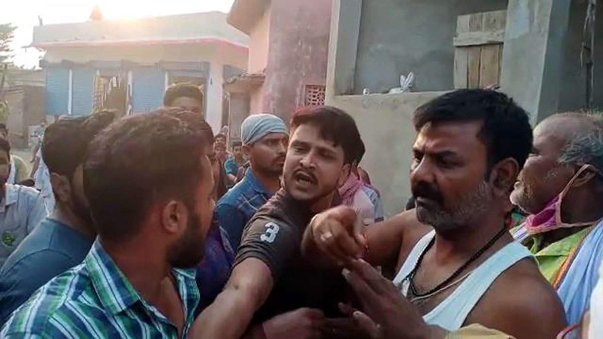 protest against Bihar food supply minister Madan Sahni