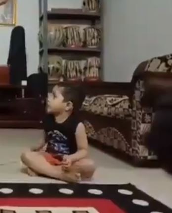 बच्चे के गाने का वीडियो वायरल