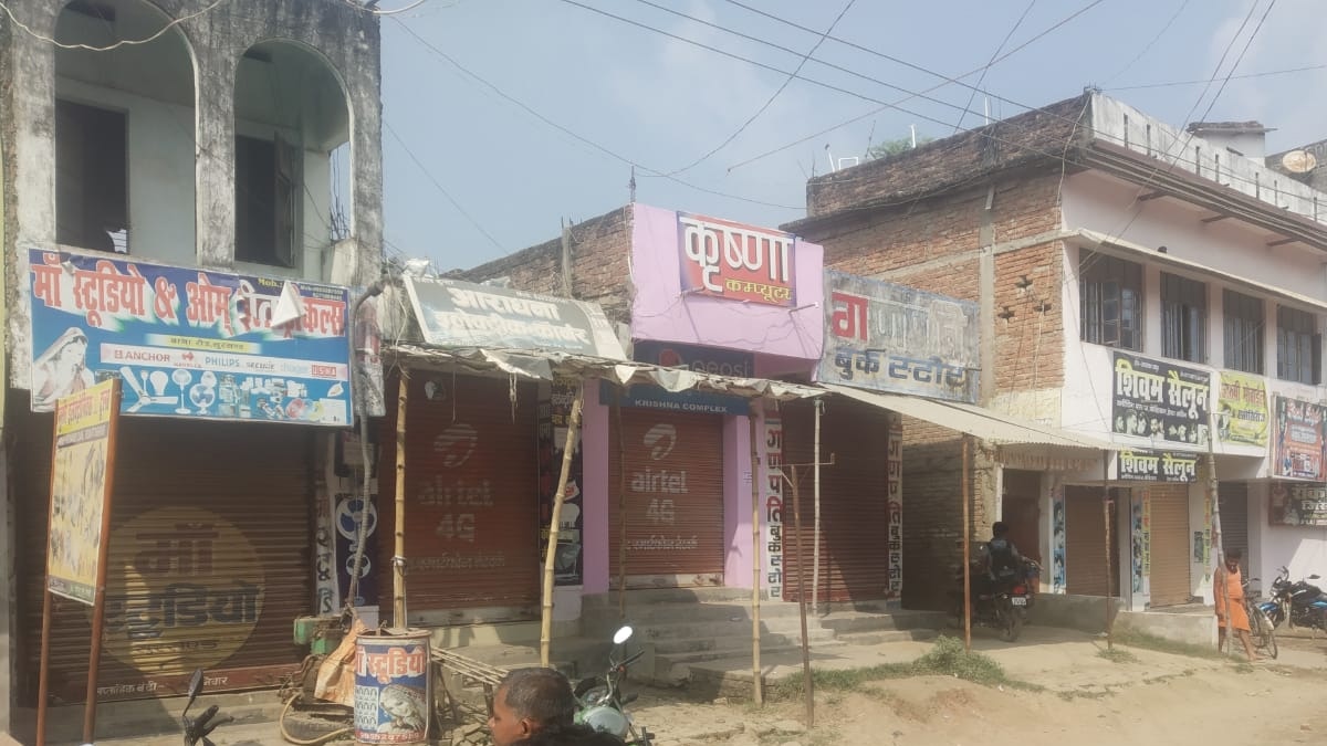 सीतामढ़ी में दुर्गा पूजा को लेकर बवाल. 