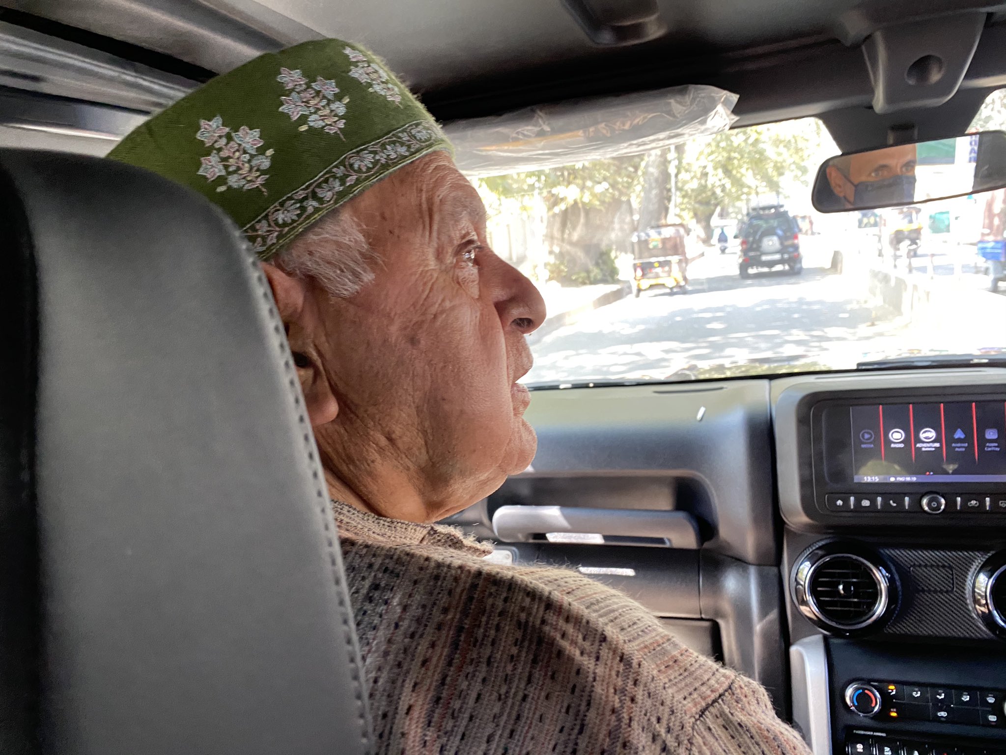 महिंद्रा थार की बुकिंग शुरू